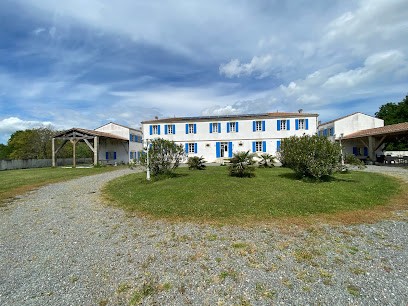 Le Clos Rançanne gîte de groupe, Gîte à Saint-Quantin-de-Rançanne