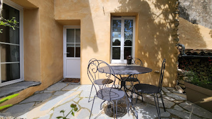 Au Petit Paris - Gîtes De France, Gîte à Cazilhac