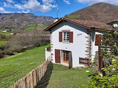 Gîte & SPA Pays basque Irrintzina, Gîte à Saint-Étienne-de-Baïgorry