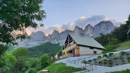 Centre De Vacances Le Tetras-Lyre, Gîte à Saint-Andéol