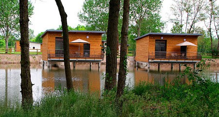 O Village - Domaine De Veauchette En Forez, Gîte à Veauchette