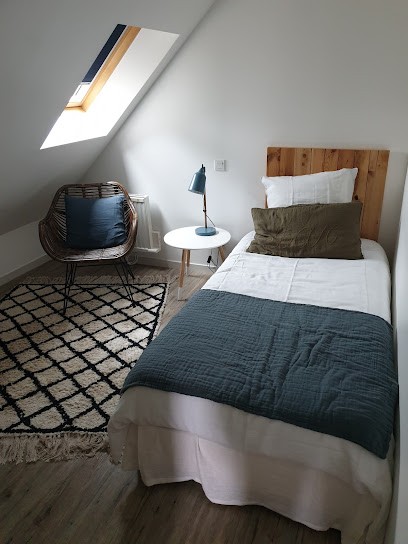 Sous Le Cerisier - Gîtes De France, Gîte à Créhen