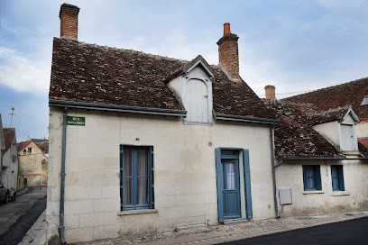 Gîte Les Volets Bleus Proche Zoo Beauval, Gîte à Selles-sur-Cher