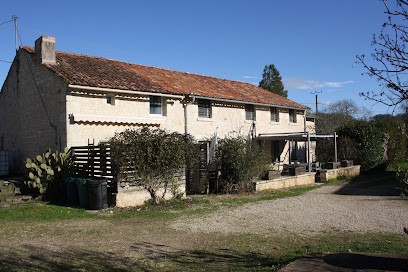 Gites l'essence du bois (le chêne et l'érable) Proches Futuroscope, Gîte à Saint Martin la Pallu