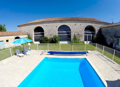 Gite Le Colombier, Gîte à Surgères