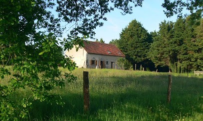 Le Silence De La Rivière, Gîte à Lurcy-Lévis