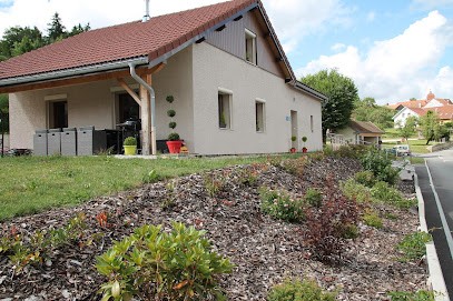 La Maison d'En Haut, meublé de tourisme 4 étoiles, Gîte aux Grangettes
