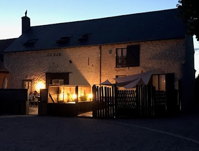 Domaine Des Deux Tilleuls, Gîte à La Chapelle-Saint-Martin-en-Plaine