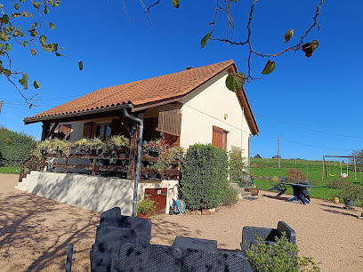 La Pause Nature En Périgord, Gîte à Nantheuil