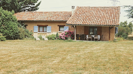 Les Cèdres Des Collines - Hébergement En Drôme, Gîte à Châteauneuf-de-Galaure