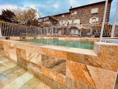 Le Mazet Saint Michel, Gîte à Rochessauve