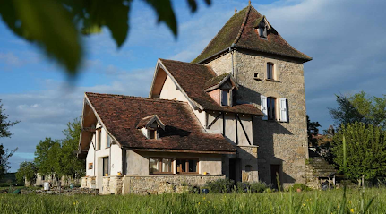 Le Pigeonnier Ocarlax De Pech Bernou Gîte à Parisot