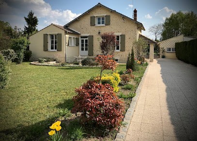 Guest House Bourron Marlotte, Gîte à Bourron-Marlotte