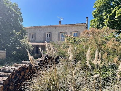 Gîtes Sous Les Etoiles En Provence, Gîte à Lurs