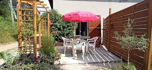 LE GITE DU CHAT, Gîte à Villeneuve-de-Marc