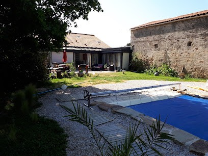 GITE PISCINE SPA, Gîte à Saint-Georges-de-Pointindoux