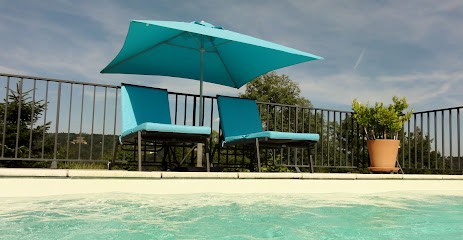 L'ENAURADA Gite Pour 2 Avec Piscine. FIGEAC (LOT,46), Gîte à Figeac