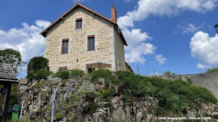 La Maison Du Rocher, Gîte à La Chabanne