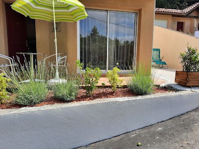 MONTIJO 3 & 4, Gîte à Eugénie-les-Bains