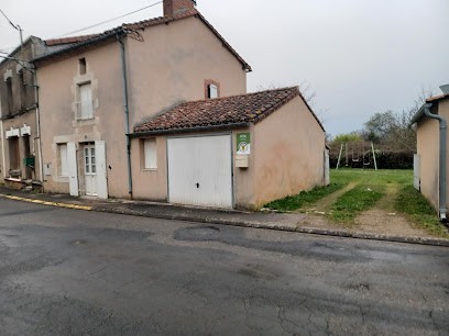 Gite De La Gartempe - Saint Remy, Gîte à Lathus-Saint-Rémy