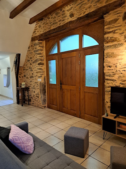 Gîte Le Ginestou, Gîte à Almont-les-Junies