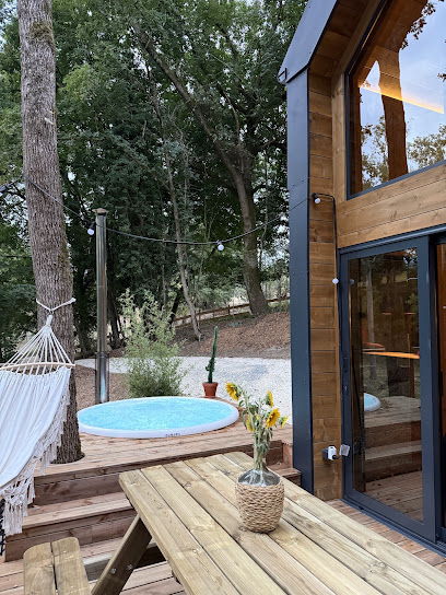 Ecolodge La Palombière, Gîte à Saint-Clar