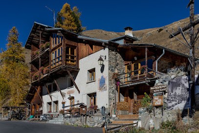 AUBERGE COSTEBELLE, Gîte à Saint-Véran