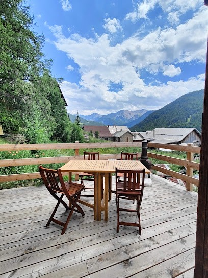 Ailleurs, Gîte à Molines-en-Queyras