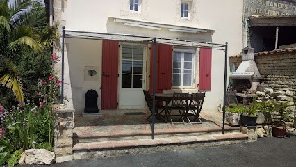 Gîte Place du Casino 50 euros/nuits, Gîte à Chef-Boutonne
