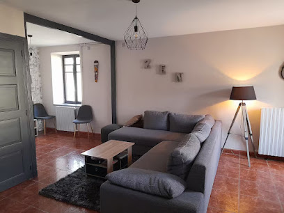 Location Saisonnière Sci Montot, Gîte à la Goutelle