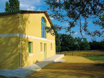 The Bed Pony Club Saint Savior, Gîte à Saint-Sauveur