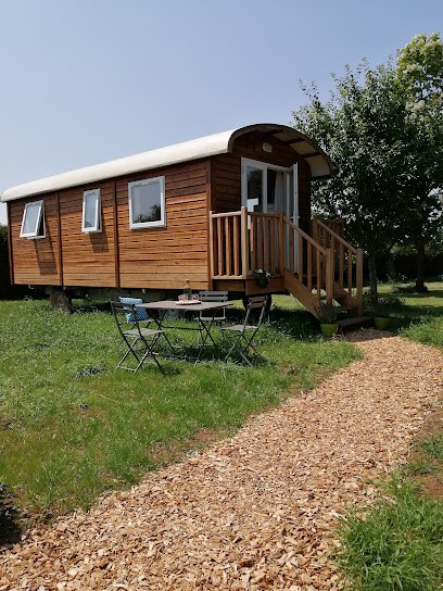 Gîte Mille Et Un Cassis, Gîte à Maconge