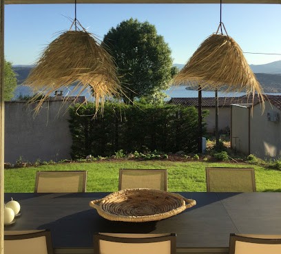 Gîte Près Du Lac. Lac Du Salagou, Gîte à Liausson