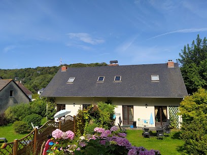 Etretat Cottage Rental Hummingbird 76790 Holiday Home, Gîte à Étretat