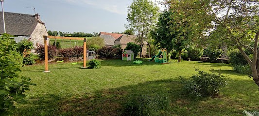 Les Bouscatels : Gîte Familial à La Campagne, Idéal Randonnée, Proche Station De Ski Dans Le Cantal, En Auvergne-Rhône-Alpes, Gîte à Valuéjols