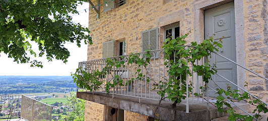 Maison Joséphine, Gîte à Montagnieu