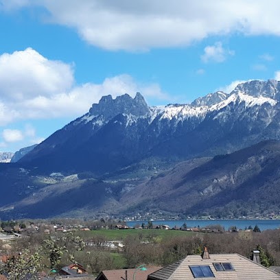 Gîte - Balcon Du Lac, Gîte à Lathuile