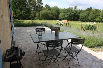 Gites de l'Airial 3 étoiles., Gîte à Laree