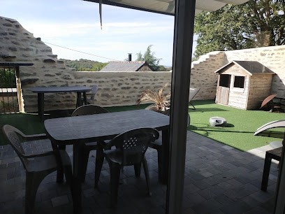 Le Clos Du Hellen, Gîte à Monterblanc