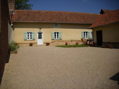 Fanny Poiret et Sylvain Berton La Maison de Charlotte, Gîte à Mons-Boubert