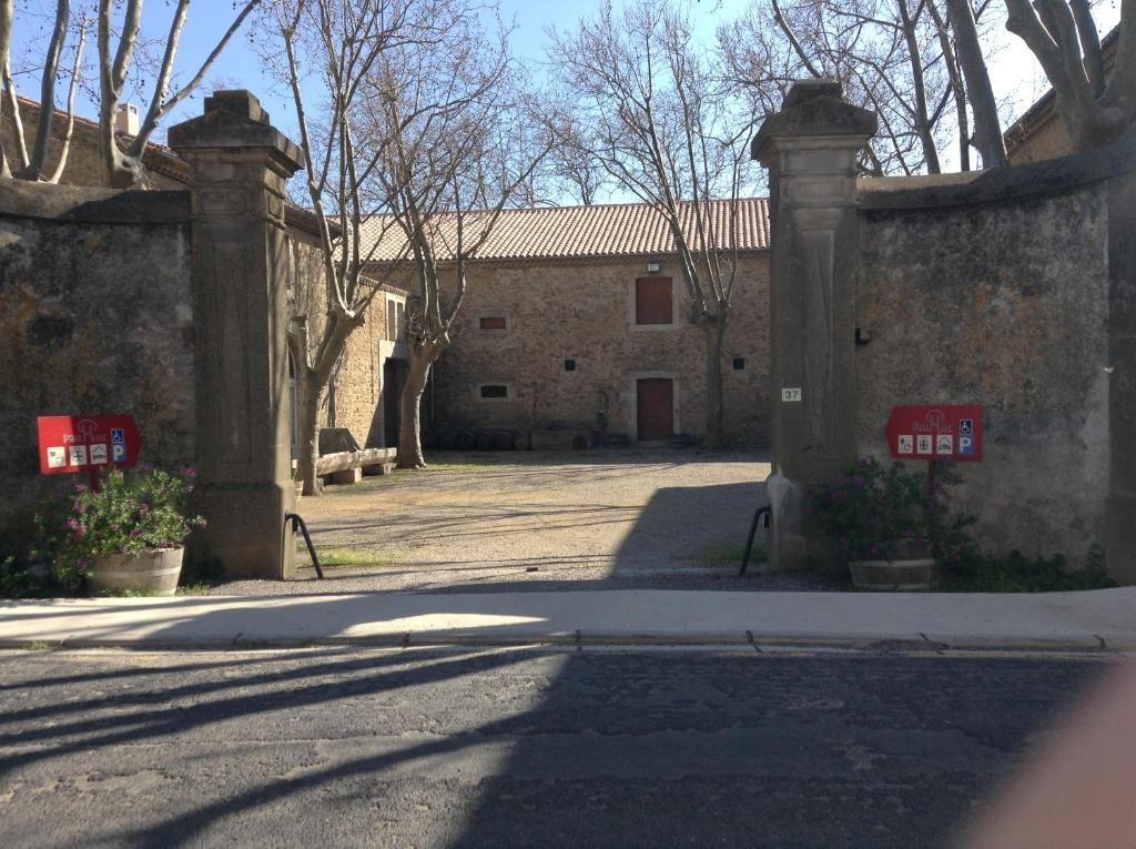 DOMAINE PAUL HUC, Gîte à Fabrezan