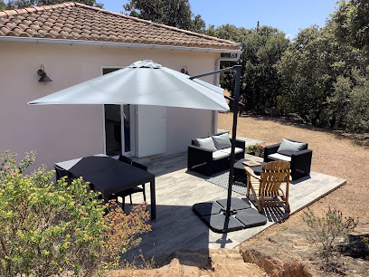 Gîte Bocca Del Oro Meublé De Tourisme 3* " Le Charme Du Maquis À Proximité De La Mer ", Gîte à Porto-Vecchio