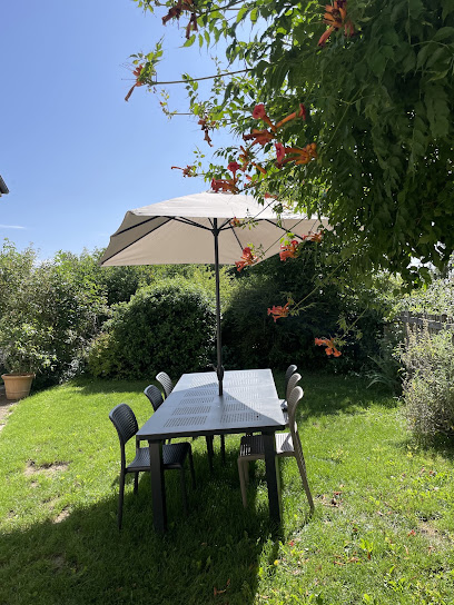 Gîte L'ancienne Cure, Gîte à Courmangoux