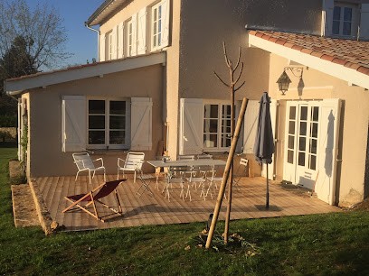 Boistrolles, La Grande Maison Sur La Colline, Gîte à Val d'Oingt