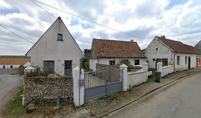 Lequien Pierre Gîte Rural Et Atelier De Vitrail, Gîte à Widehem