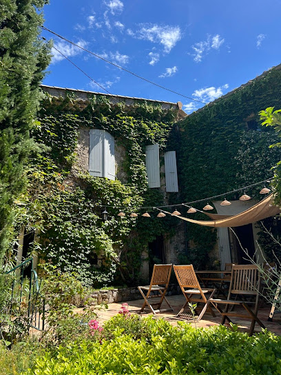 Mas De Saint Gervais , Gite De Groupe Et Salle, Gîte à Saint-Gervais-sur-Roubion