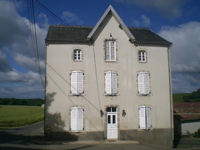 Chez Mimoune, Gîte à Trézioux