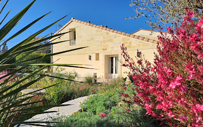 Gîte Du Pont De Lapeyre, Gîte à Saint-André-de-Cubzac
