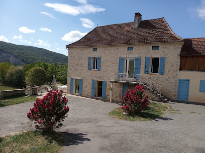Gîte Face À St Cirq Lapopie Gîte à Tour-de-Faure