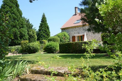 Le Hameau Du Château, Gîte à Saint-Martin-du-Puy